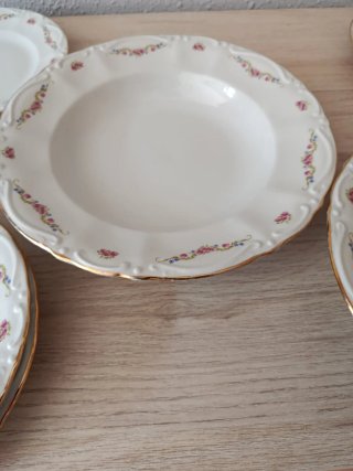 Vajilla de porcelana completa dorada