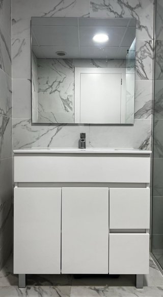 Conjunto mueble de baño blanco