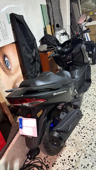 Suzuki Burgman 400 AN-400A-M5 Negra