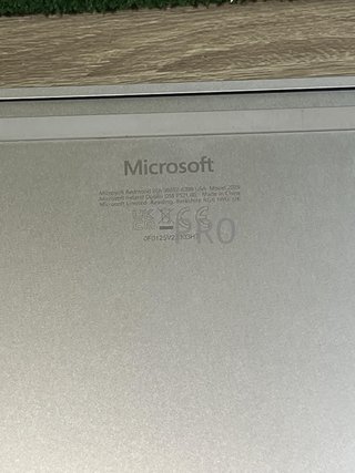 Ordenador Portátil Microsoft Studio 2