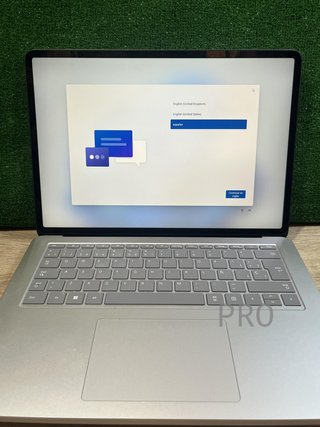 Ordenador Portátil Microsoft Studio 2