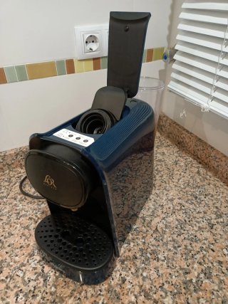 Cafetera Dolce Gusto Lor