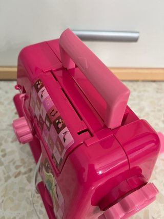 Máquina de Coser Barbie – ¡Funciona de verdad y es