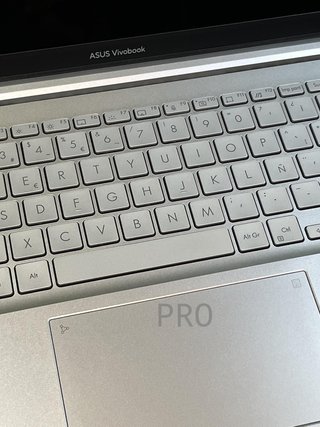 ASUS Vivobook Pro 14 OLED