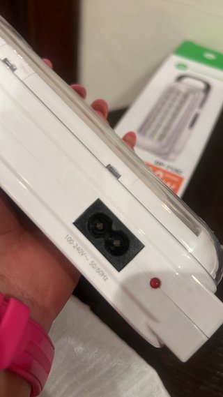 Lampada LED portatile ricaricabile DP