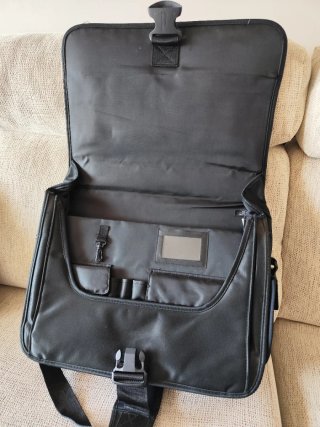 Maletín para portátil negro