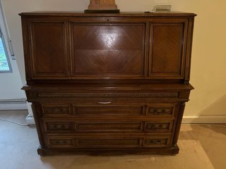 Mueble aparador antiguo de madera