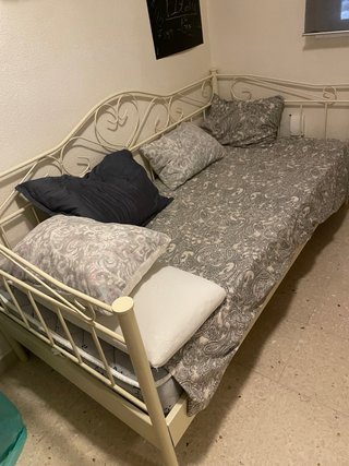 Cama metálica con colchón 190x90