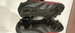 Botas de fútbol Adidas Predator Negras y Rojas