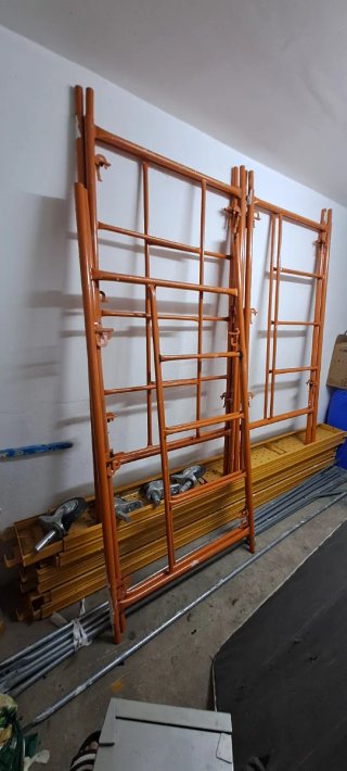 Marco Andamios Naranja con Ruedas