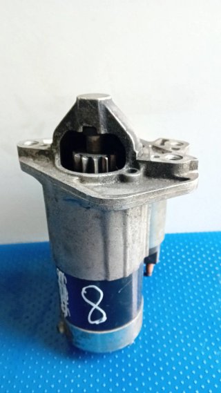 Motor de arranque 8200 584 675 B