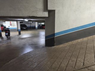 Garaje / Parquing Girona