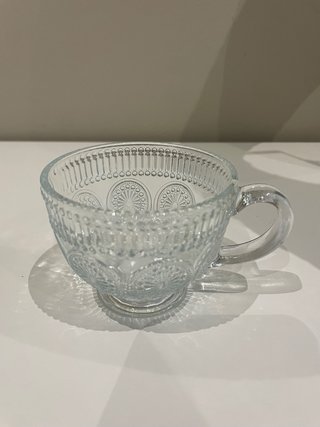 Tazza decorata / lavorata in vetro (210 ml)