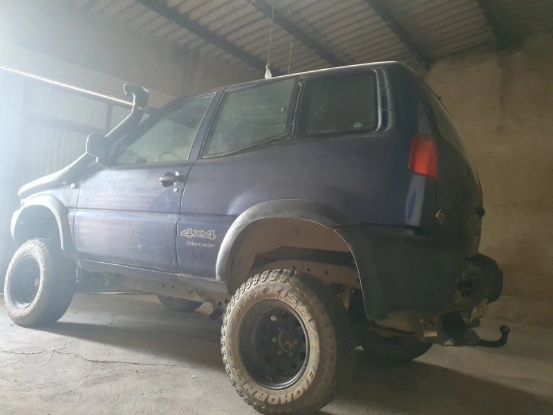 Nissan Terrano II - foto 1