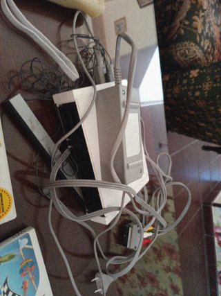 Consola Wii con 5 juegos y 2 mandos