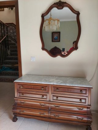 Dormitorio de madera maciza