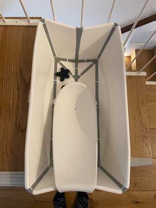 Bañera Stokke con soporte