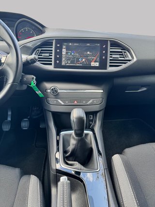Peugeot 308 5p Style 1.6 BlueHDi 100