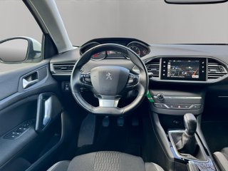 Peugeot 308 5p Style 1.6 BlueHDi 100