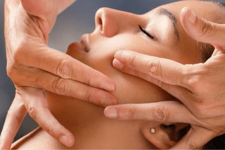 Masaje facial Kobido