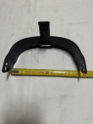 Harley Davisdon Sportster XL883. Soporte guardabar