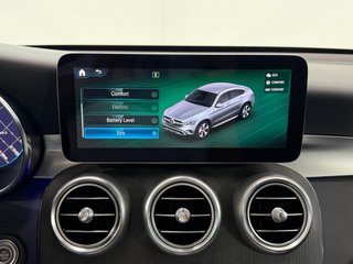Mercedes GLC Coupé 300e 320cv AMG LINE 2021 4MATIC