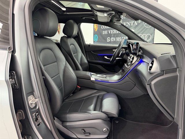 Mercedes GLC Coupé 300e 320cv AMG LINE 2021 4MATIC