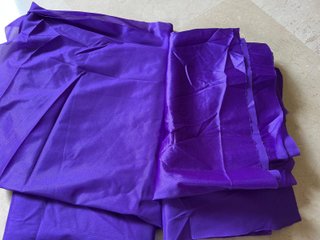 Tela satinada rasete morado