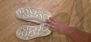 Sneakers Alexander McQueen Bianche e Grigie