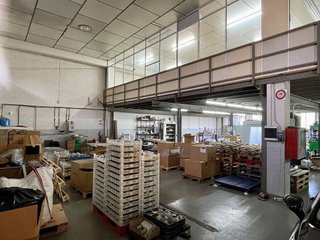 Nave industrial en alquiler en Argentona