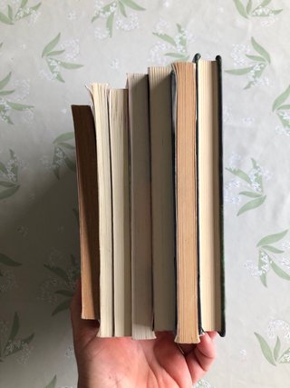 Lot de 7 llibres en català infantil i juvenil