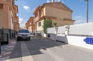 Casa pareada en venta en Cájar
