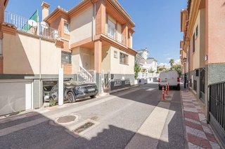 Casa pareada en venta en Cájar