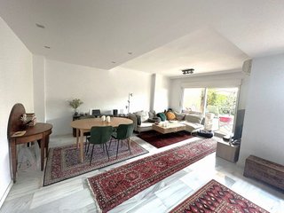 Casa adosada en venta en Puerto Banús en Marbella