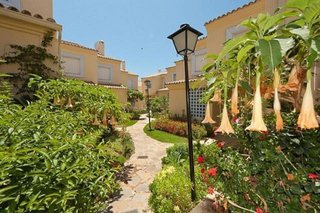 Casa adosada en venta en Puerto Banús en Marbella