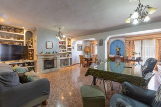 Casa adosada en venta en Alcalá la Real