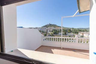 Casa adosada en venta en Alcalá la Real