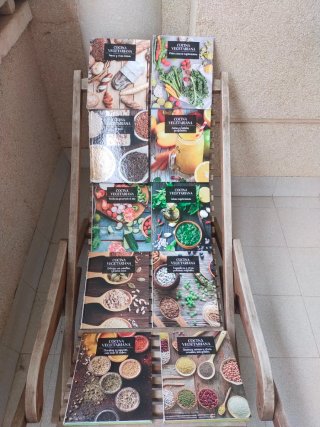 10 libros de cocina vegetariana. Se venden en lote