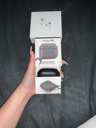 Apple AirPods 3ª Gen + Custodia Catalyst