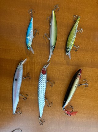 Lote 6 señuelos pesca variados
