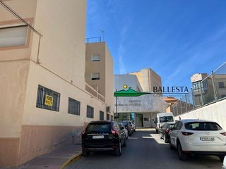 Local comercial en venta en Huércal-Overa