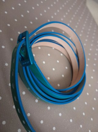 Pulsera larga Swatch azul turquesa