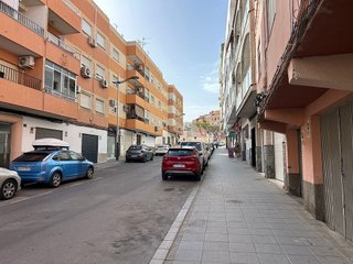 Local comercial en venta en Los Ángeles - Cruz de Caravaca en Almería