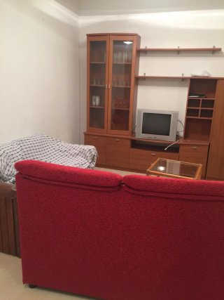 Mueble de salón color cerezo