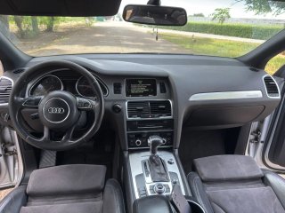 Audi Q7 2011