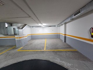 Garaje en venta en Ensanche en Coruña (A)