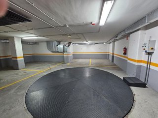 Garaje en venta en Ensanche en Coruña (A)