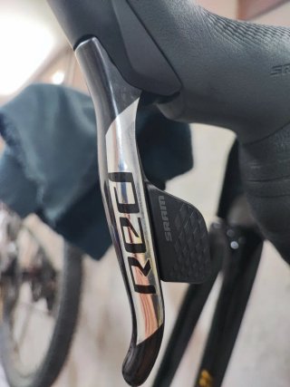 Manetas Sram Red AXS