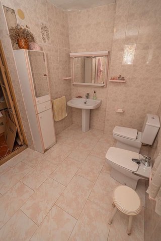Casa adosada en venta en Navas de San Juan