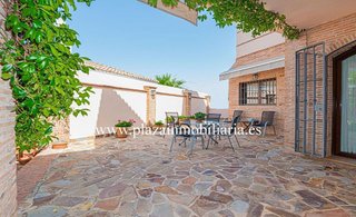 Chalet en venta en Lucena